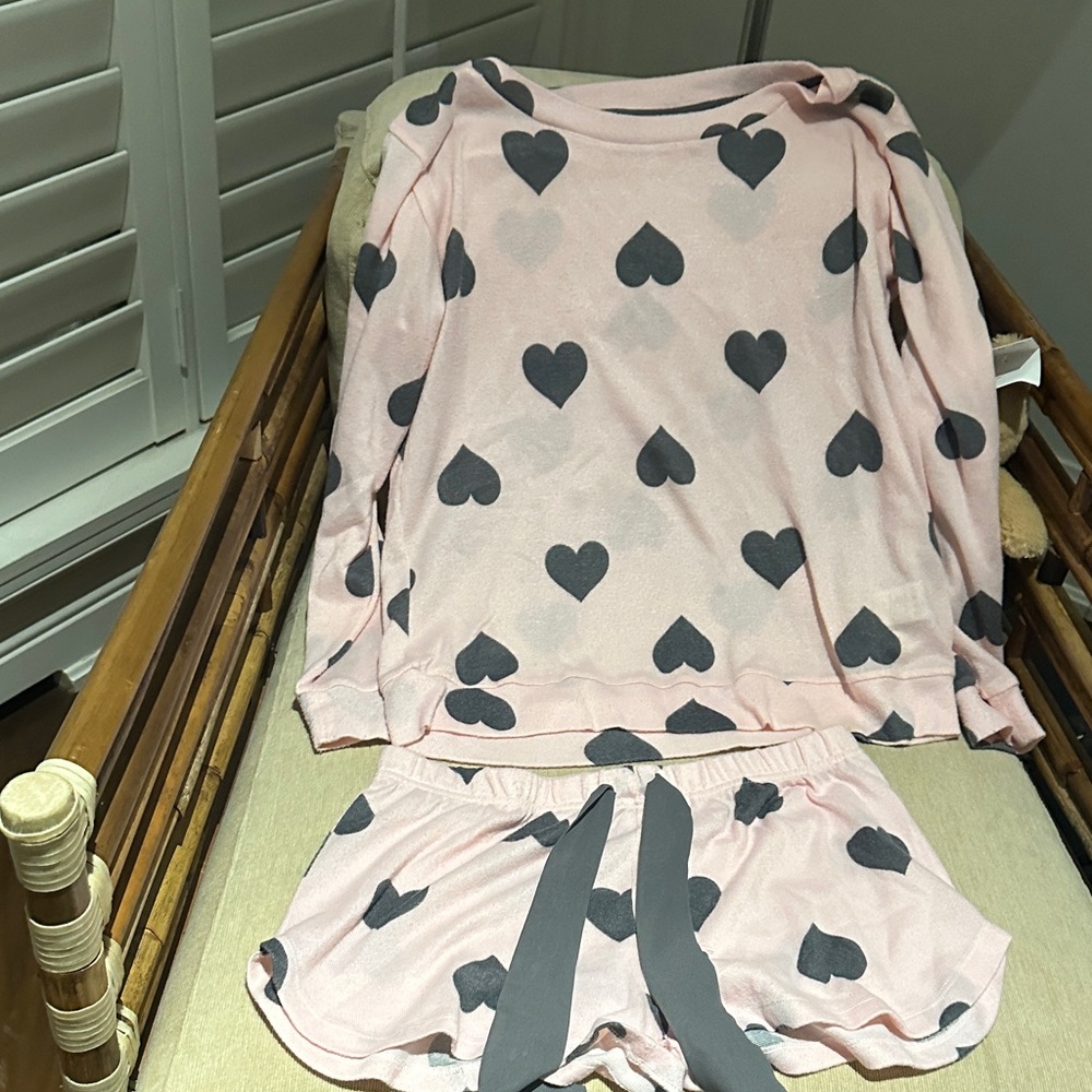 Charming Heart Print Pajama Set in Pink and Gray